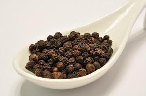 Kor. Čierne celé 500g fólia Amerex - itrodeko 70g Thymos